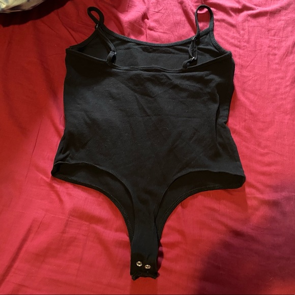 GUESS SNAP CLOSURE BODYSUIT - Picture 10 of 14